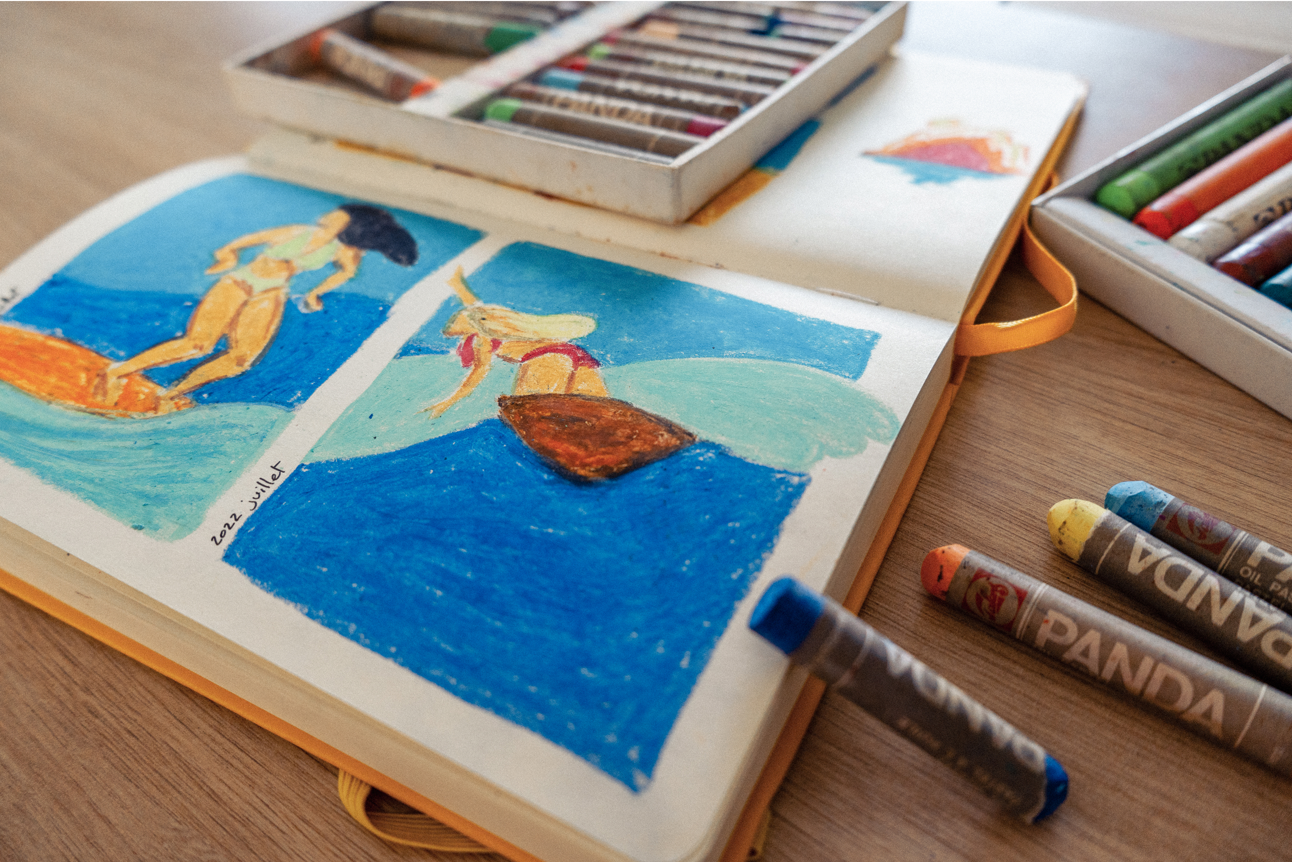 Pastel sketch by Jason Dejaegere of a blond hair surf girl on a board surfing the wave